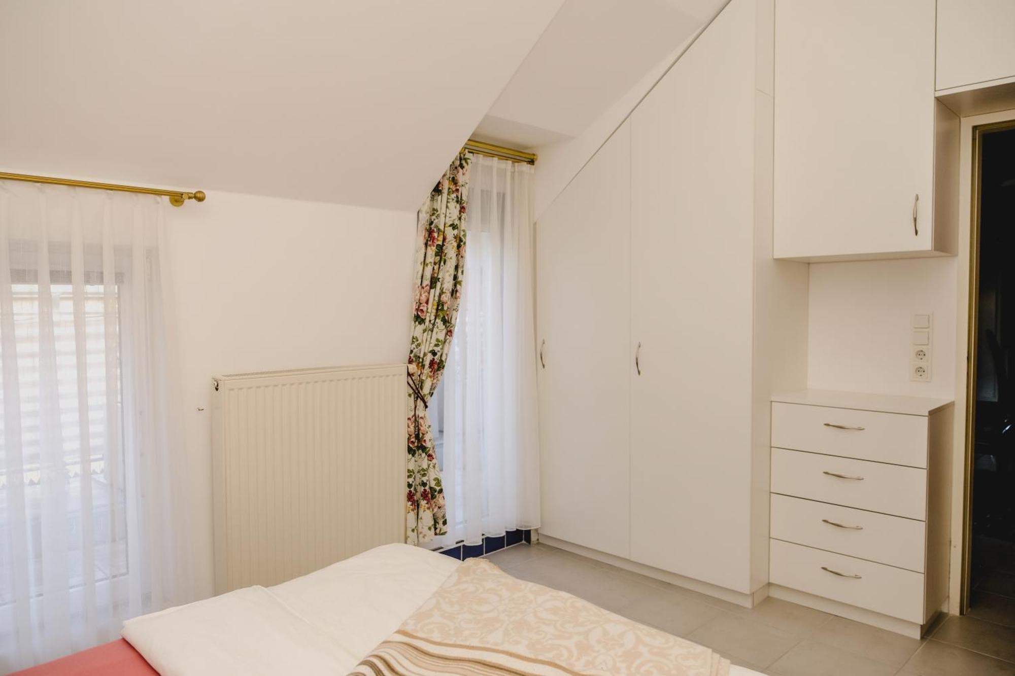 Terrace Apartment Near Volksoper And City Centre Vienne Extérieur photo